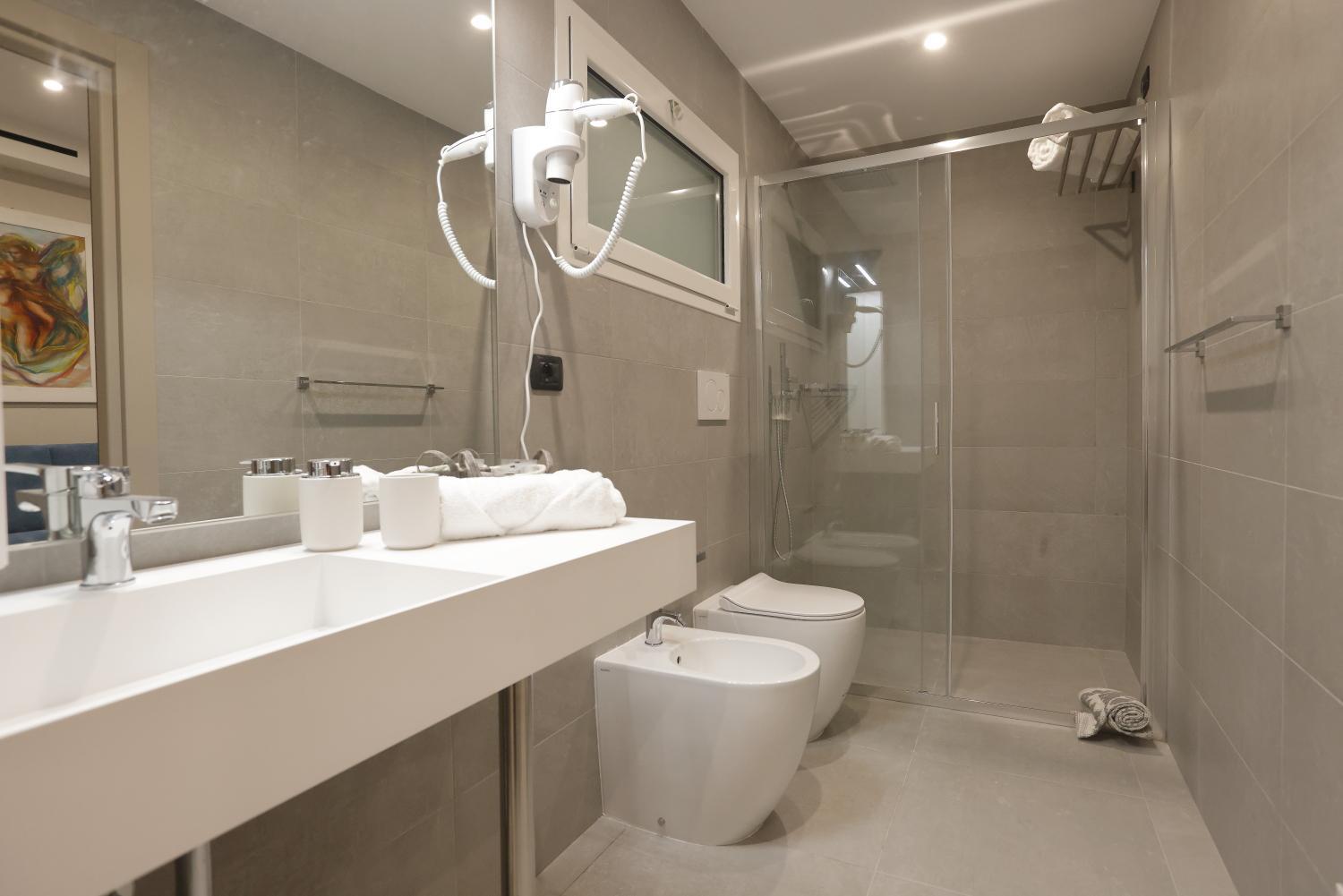 Marina B&B Adults Only Sestri Levante Bilik gambar